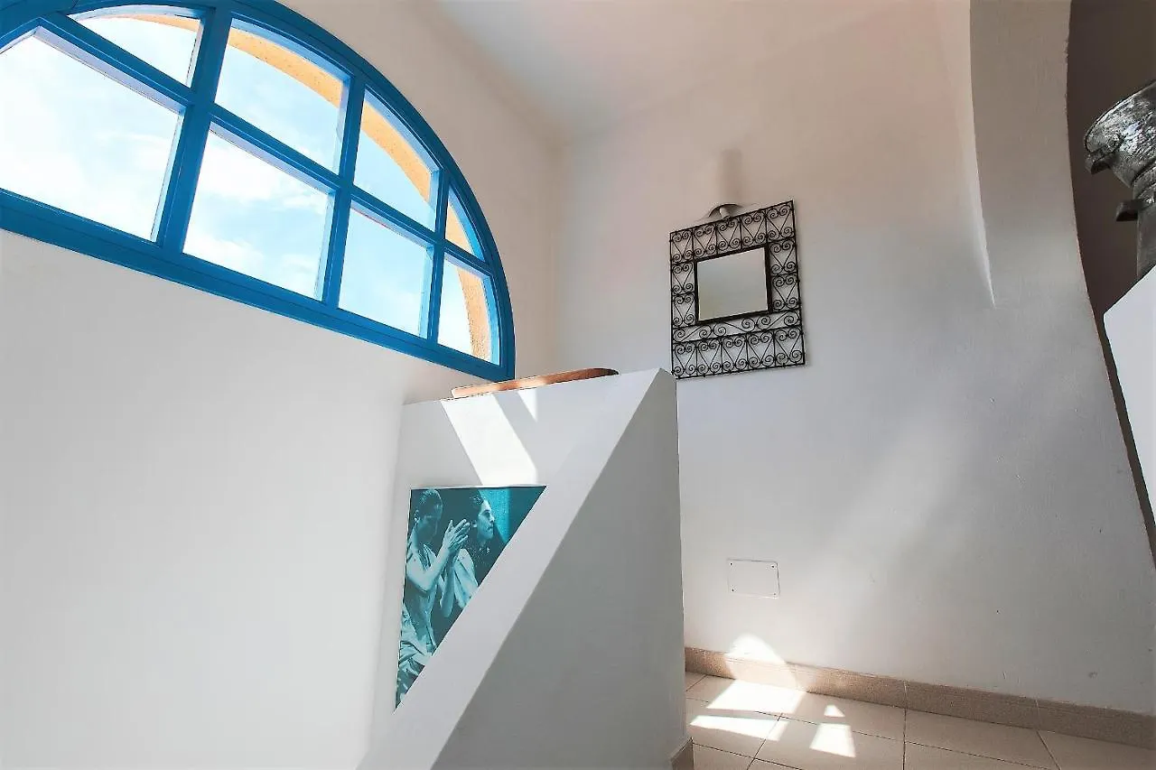 House With Terrace, Amazing Views And Private Shared Pool Holiday home