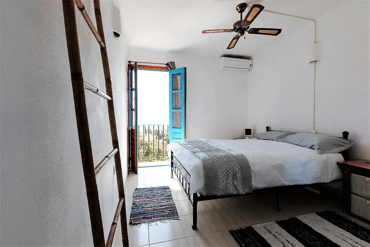 House With Terrace, Amazing Views And Private Shared Pool Spain