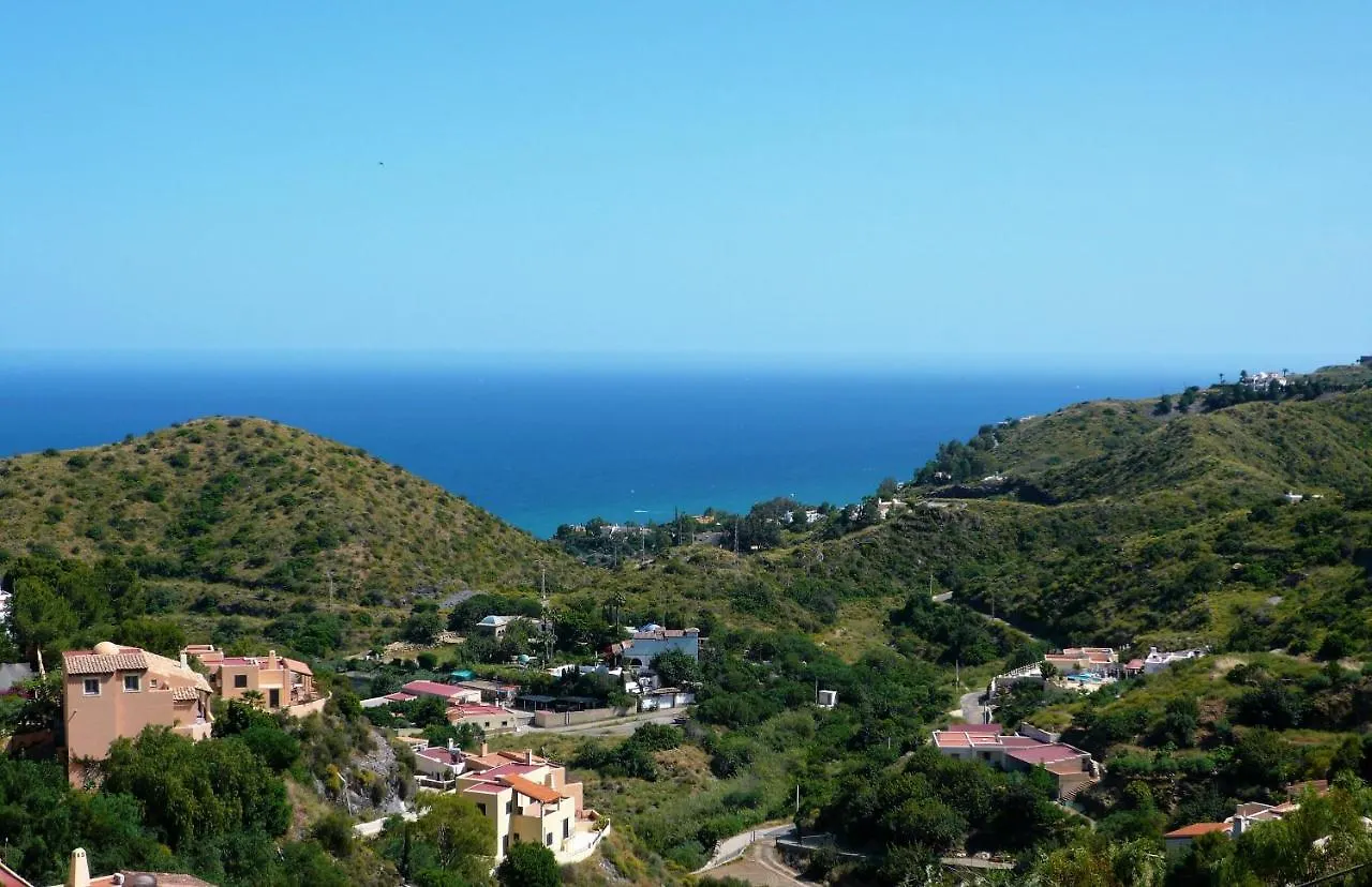 House With Terrace, Amazing Views And Private Shared Pool Holiday home